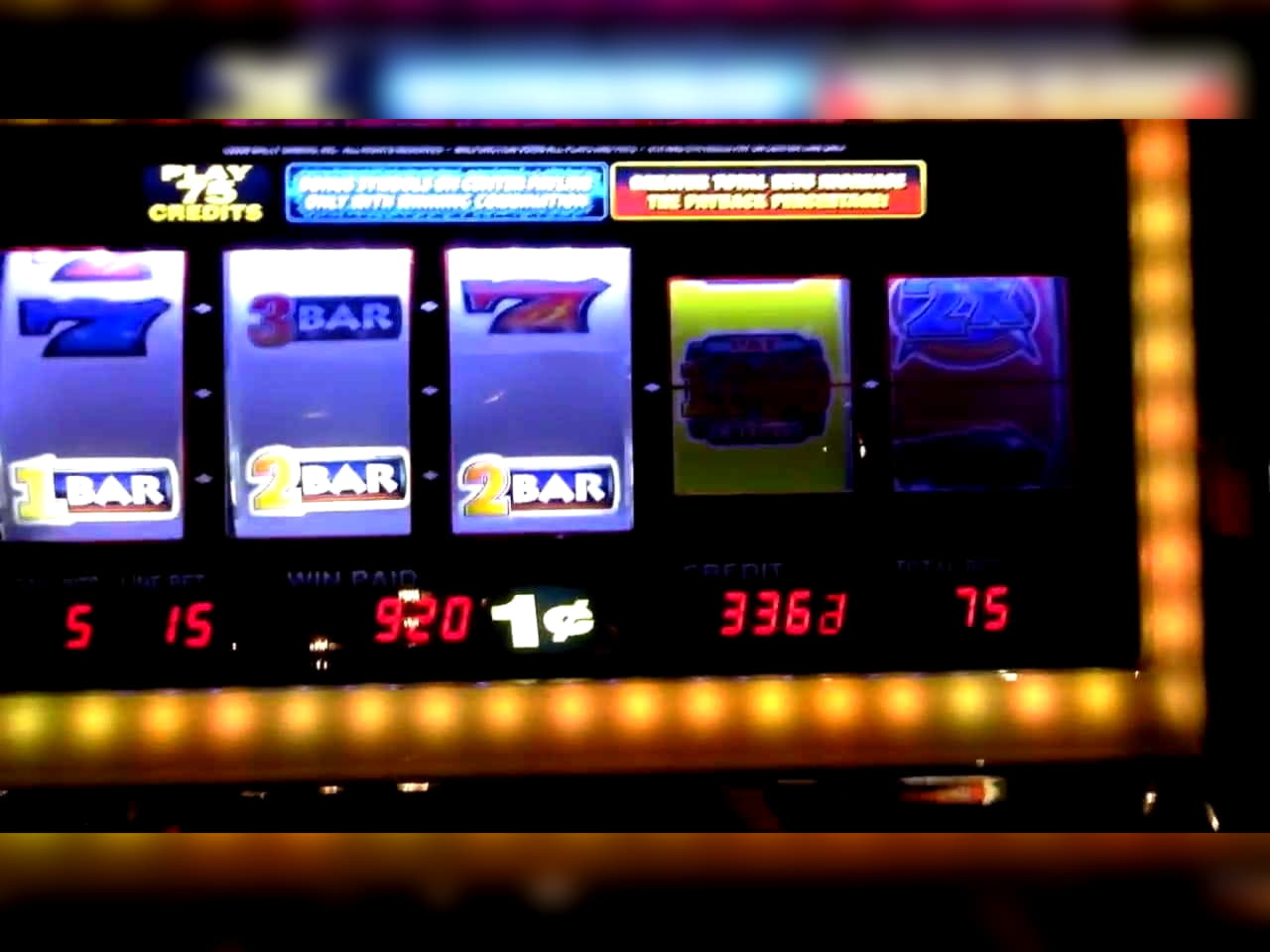 £555 Mobile freeroll slot tournament at Royal Panda Casino