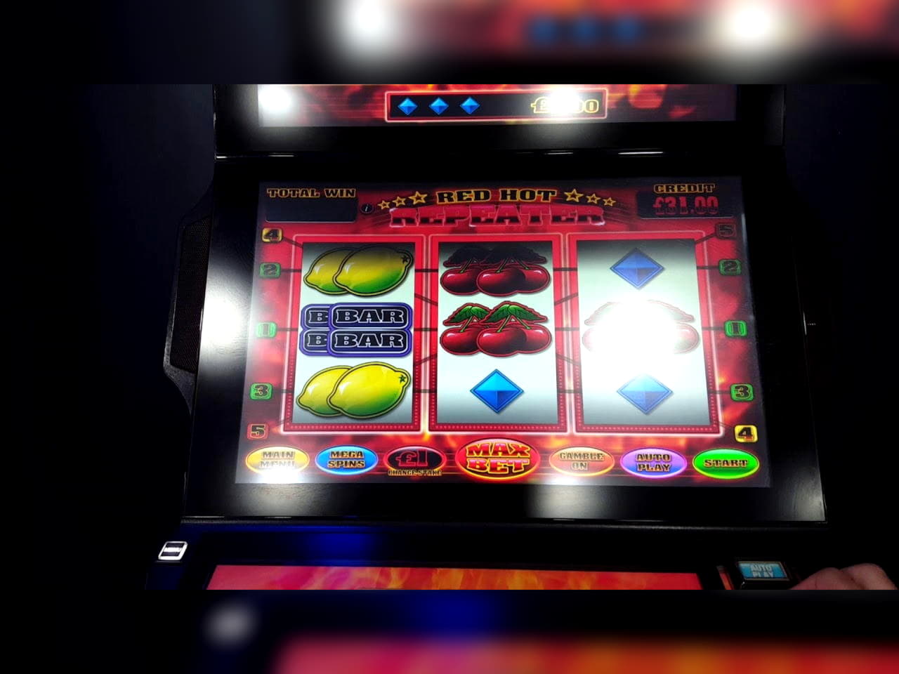 300 Free Spins no deposit at Finland Casino 