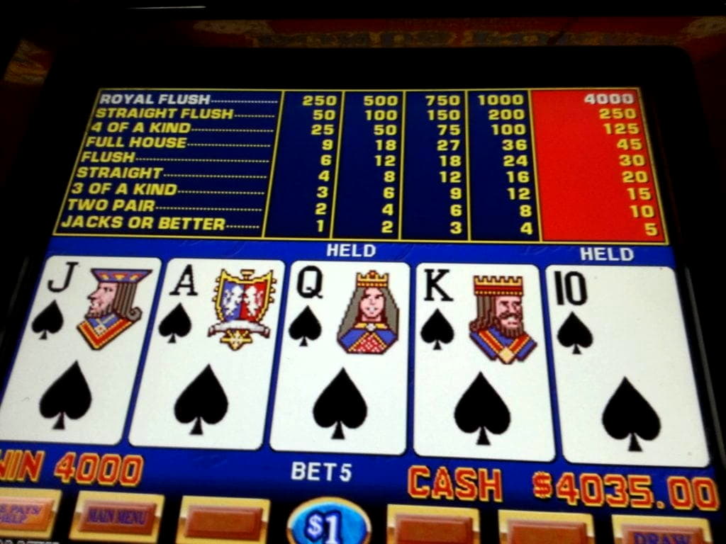 €444 FREE CHIP at Gratorama Casino