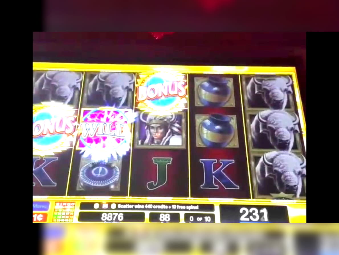 285 Free spins no deposit at UK Casino 