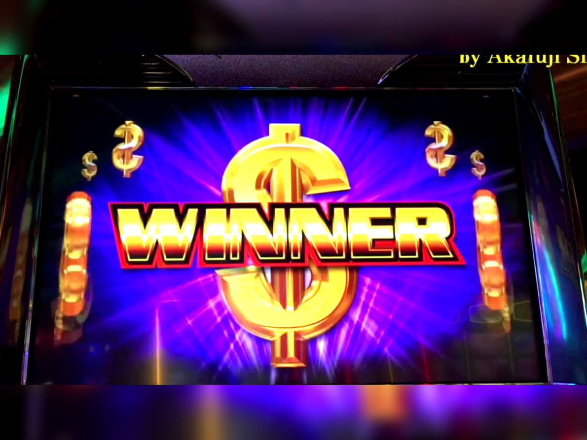 200 Free Spins right now at Slot Madness Casino