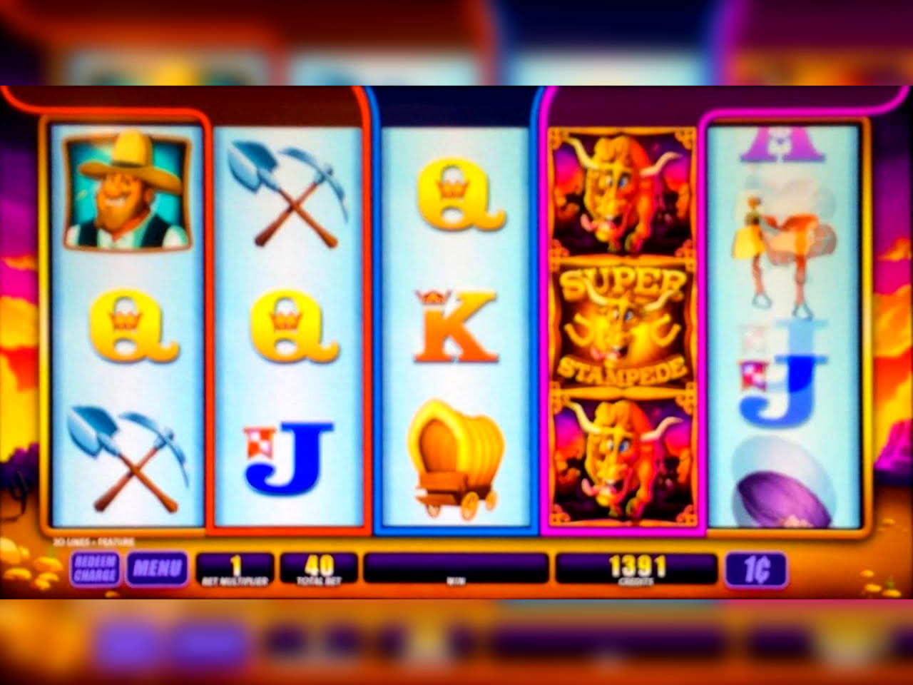 EUR 340 Online Casino Tournament at Superior Casino