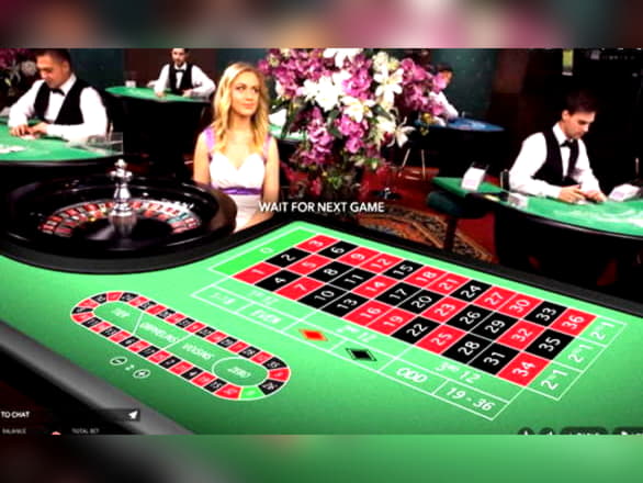 EUR 505 Mobile freeroll slot tournament at Karamba Casino
