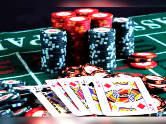 300 Free Spins right now at UK Casino 