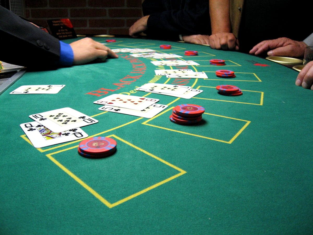 22 Free Spins no deposit at 777 Casino