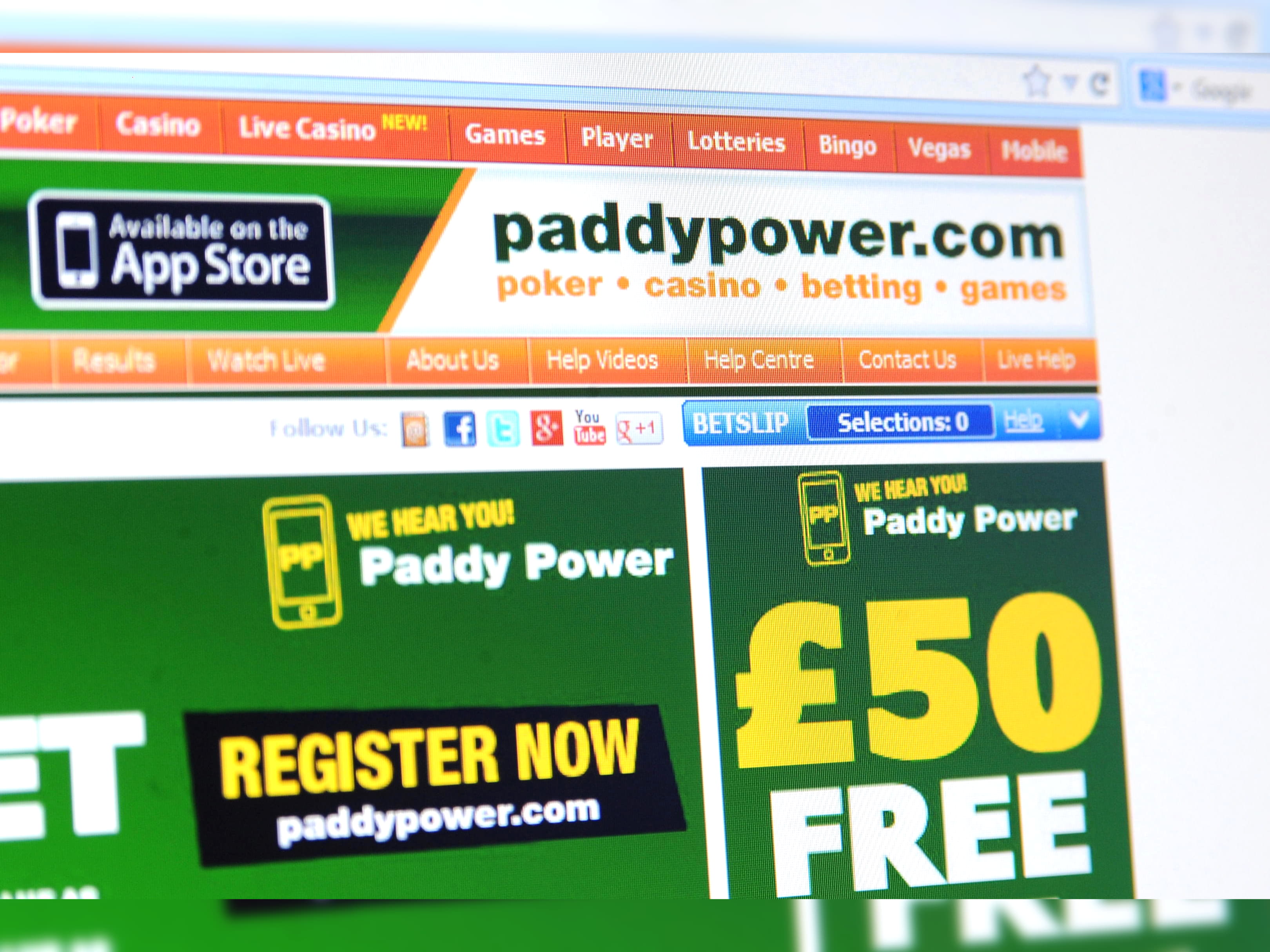 €660 Daily freeroll slot tournament at London Casino 