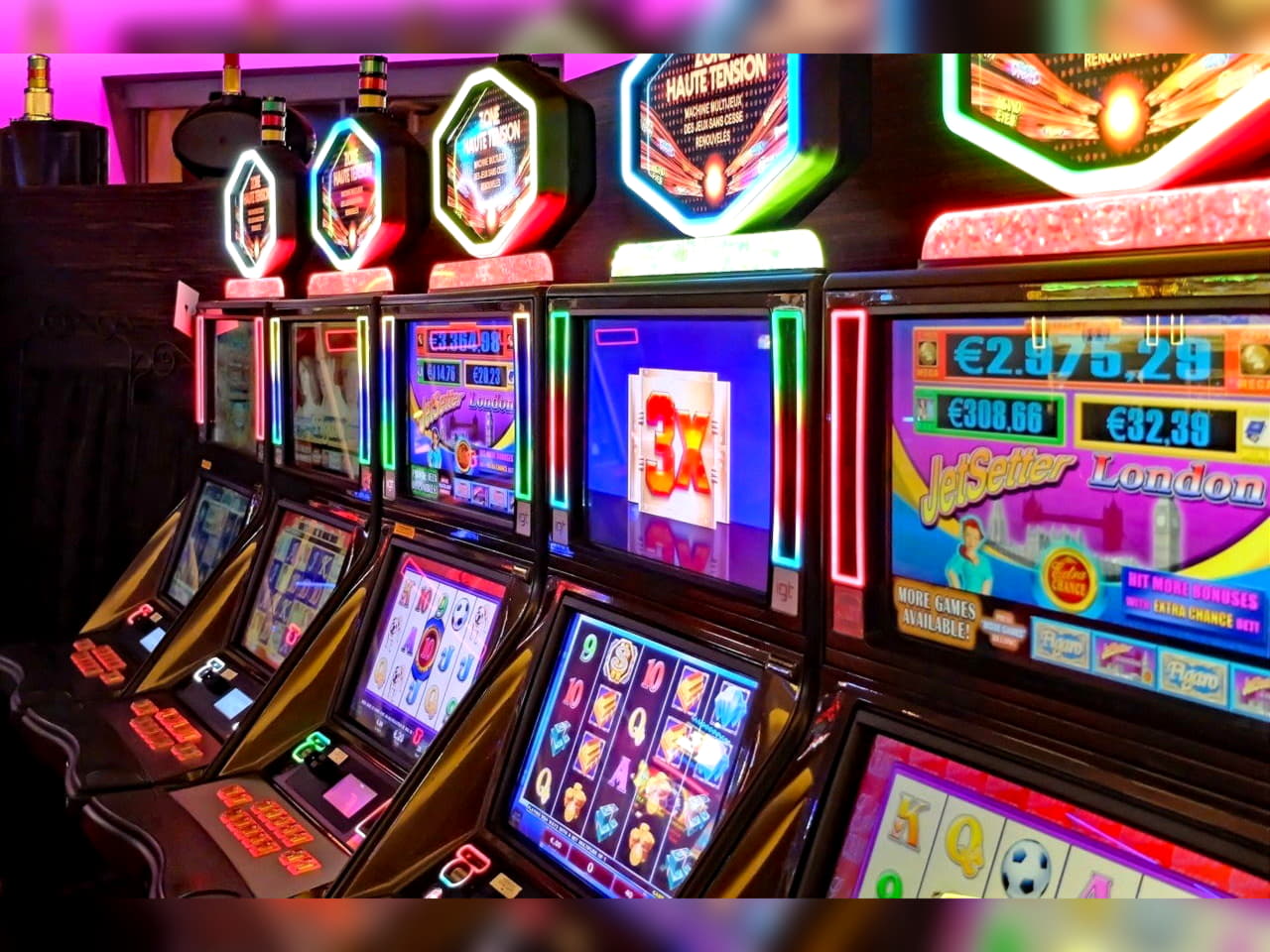 $1105 No deposit bonus code at Sloto Cash Casino
