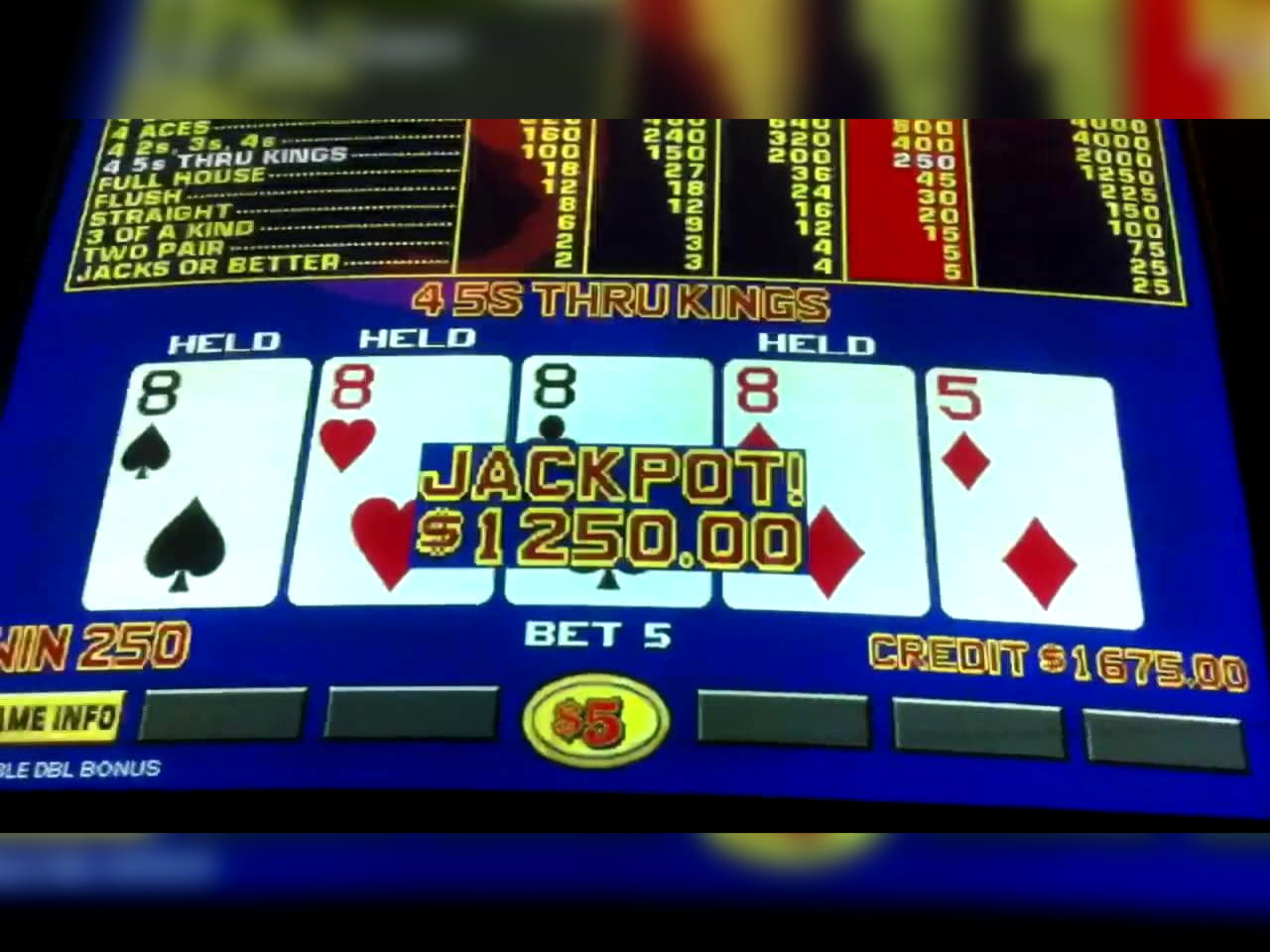 €2575 no deposit bonus at Slotty Dubai Casino
