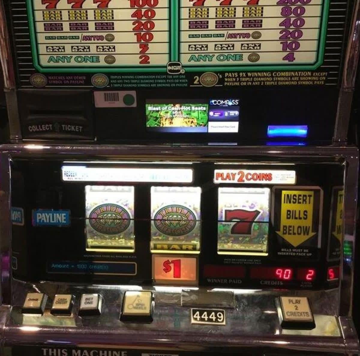 Eur 30 Daily freeroll slot tournament at Royal Panda Casino
