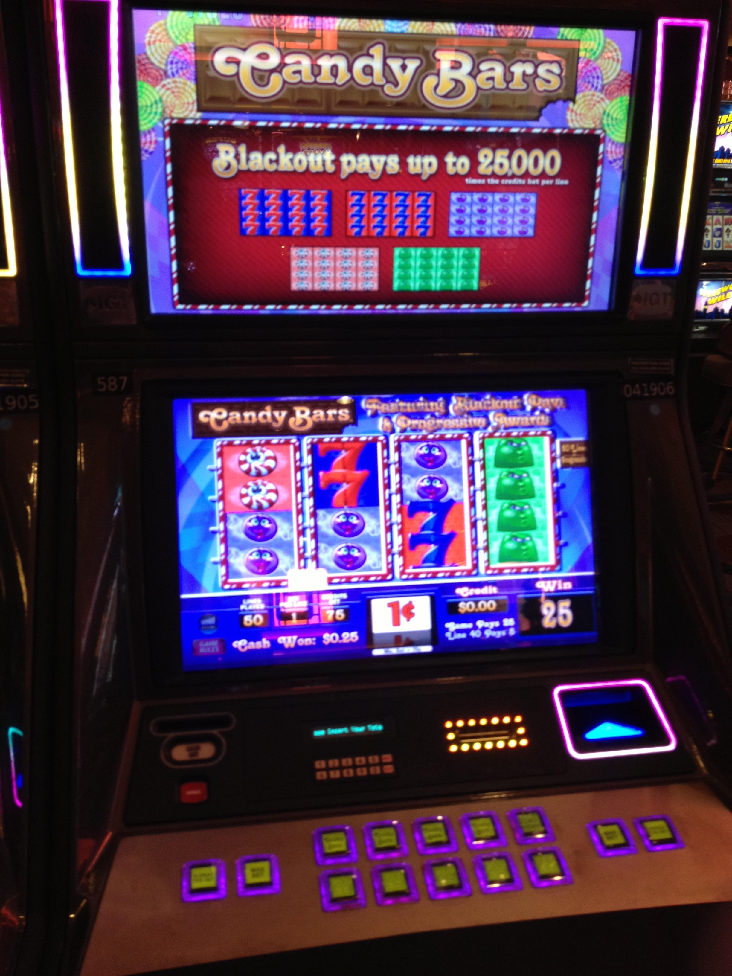 295% Deposit Match Bonus at Royal Panda Casino