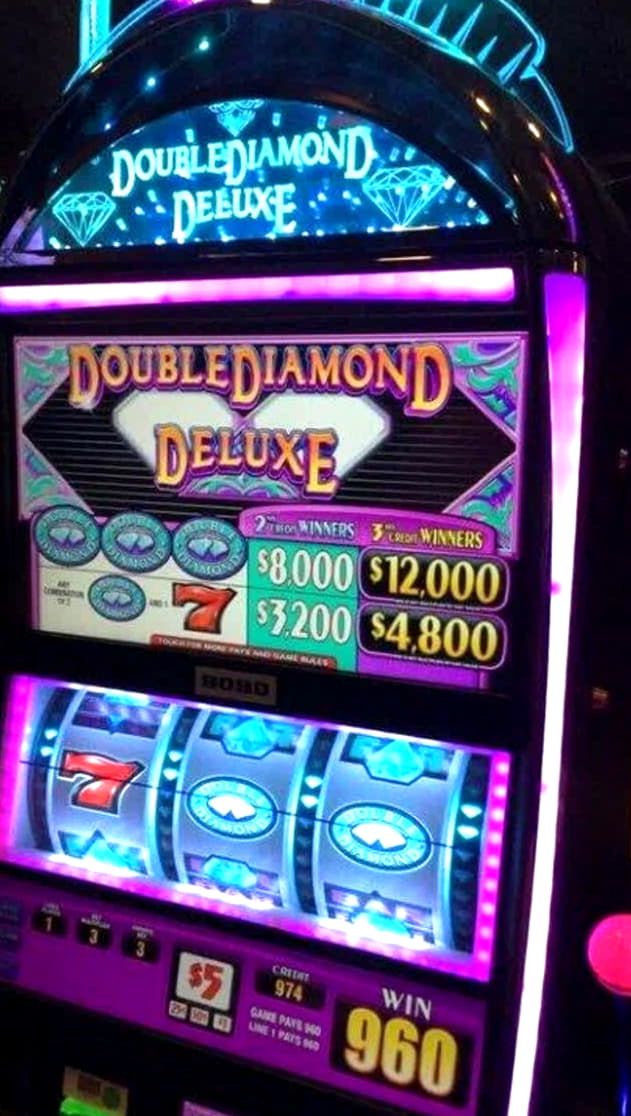 €1840 No deposit at CoolCat Casino