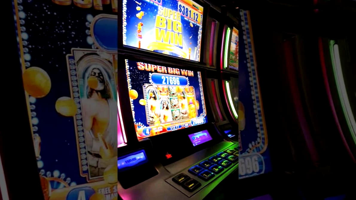 245 free spins no deposit at Netherlands Casino 