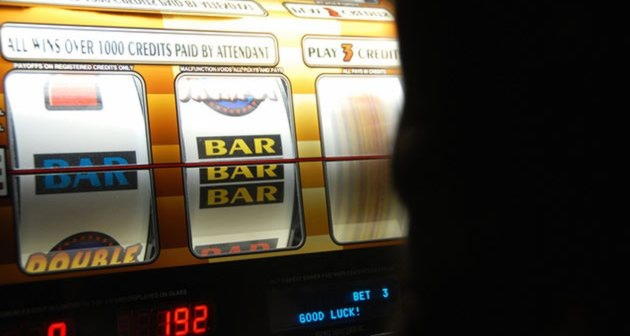 111 free casino spins at Royal Panda Casino