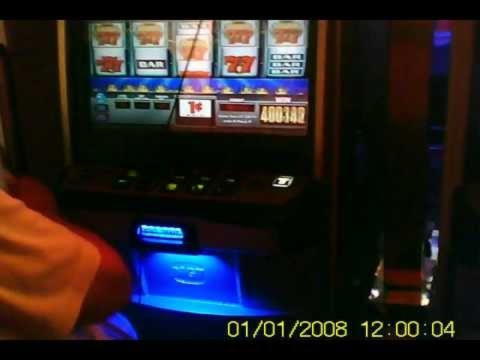 111 free casino spins at Royal Panda Casino
